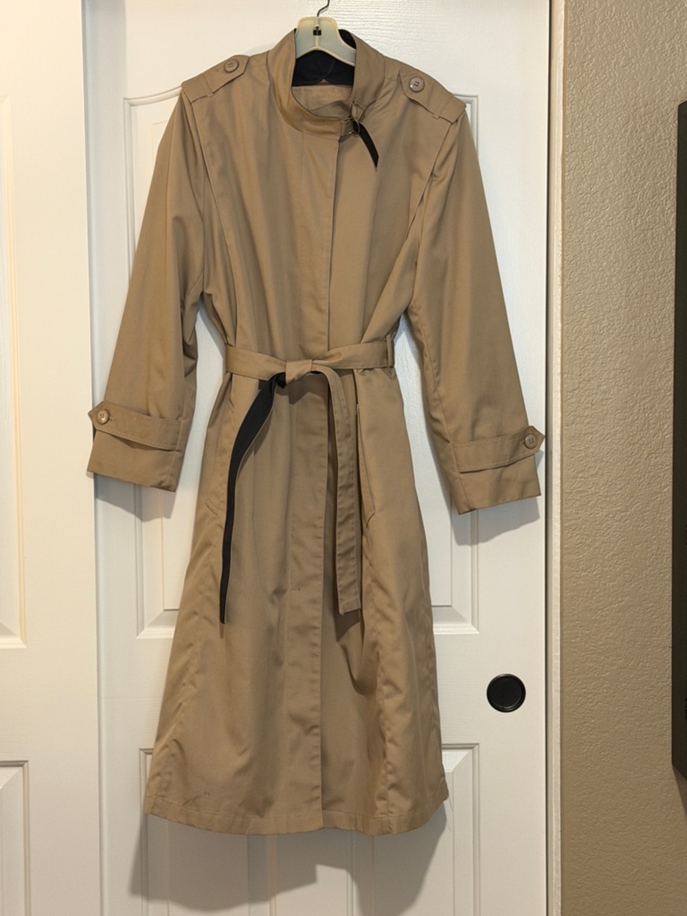 Women's Khaki Trench Coat with Belt. Size 16 and in great condition!